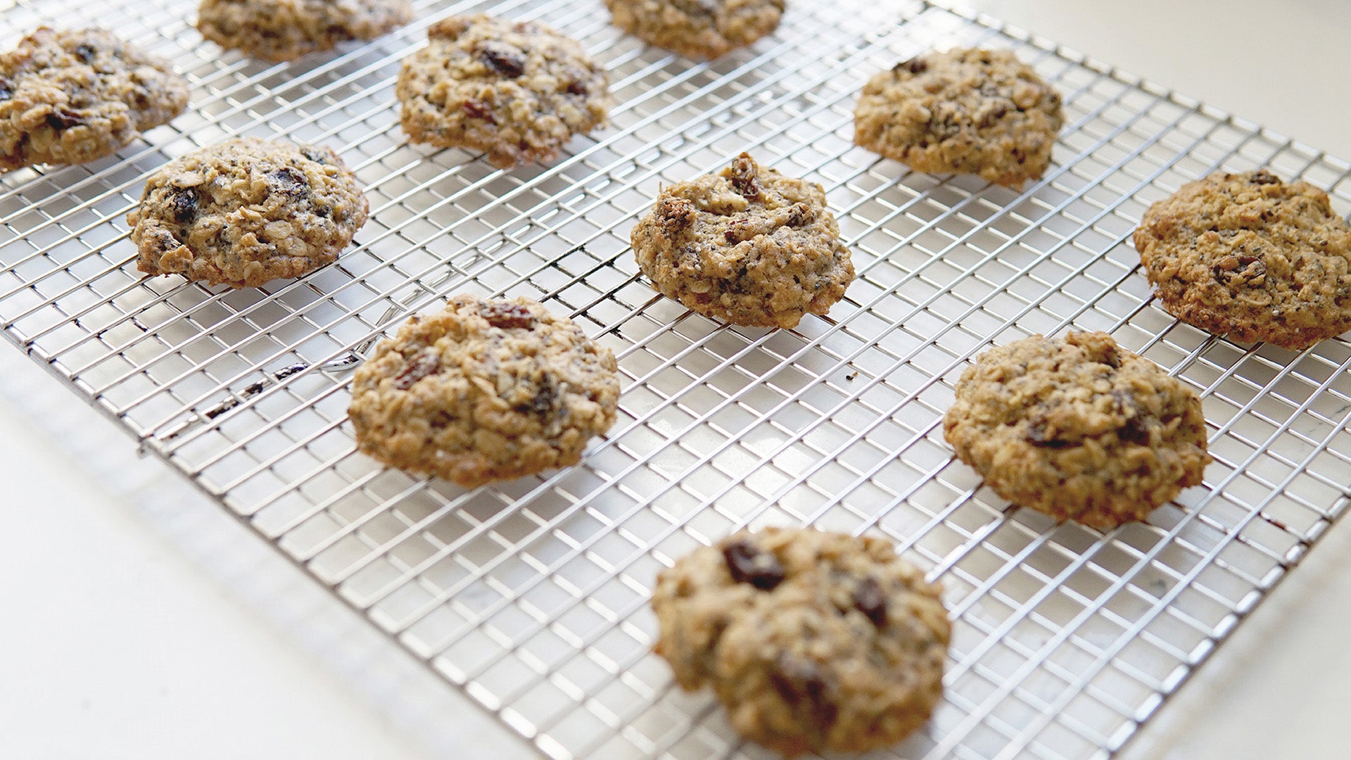 Organic Oatmeal Chia Raisin | Taste Chérie | Lactation Cookie Mix